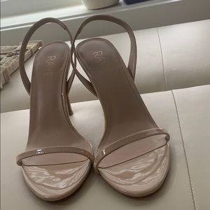 Raye size 7 cute beige strap heel